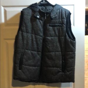 Men’s down vest size large.